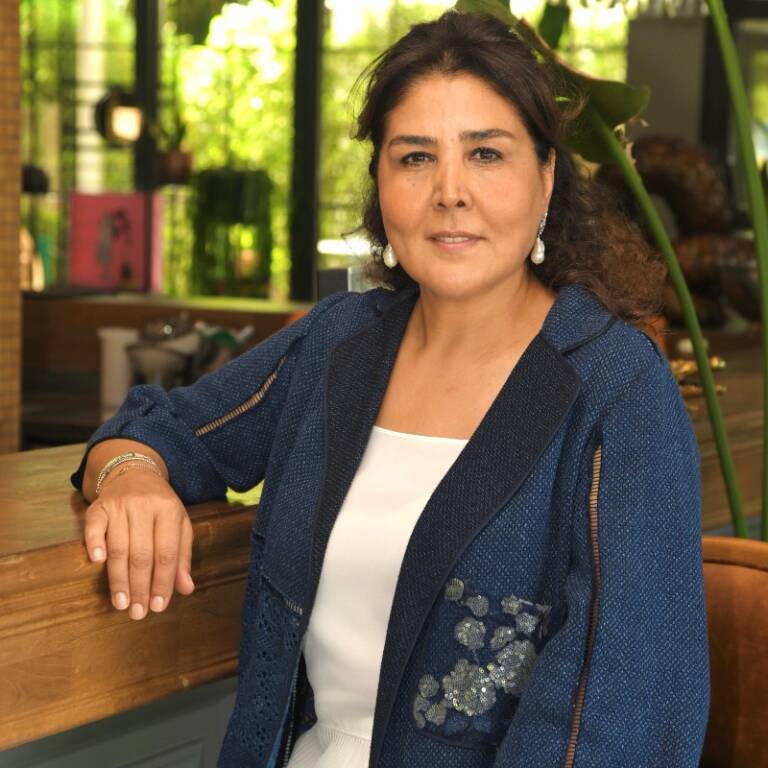 Münteha Adalı ile: Eşitsizliklerden Eşitlik Arayan Sosyal Etki Zirvesi’24 Üzerine